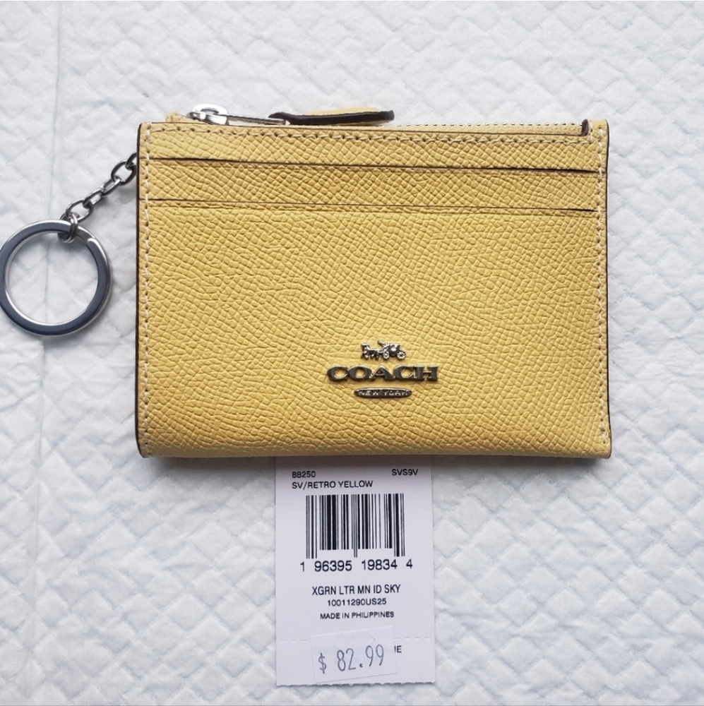 Coach Mini Skinny ID Window Card Case Keyring  Sleek Compact Retro Yellow - Picture 5 of 10